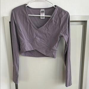 GymShark Women's Purple Long Sleeve  Crop Workout Top